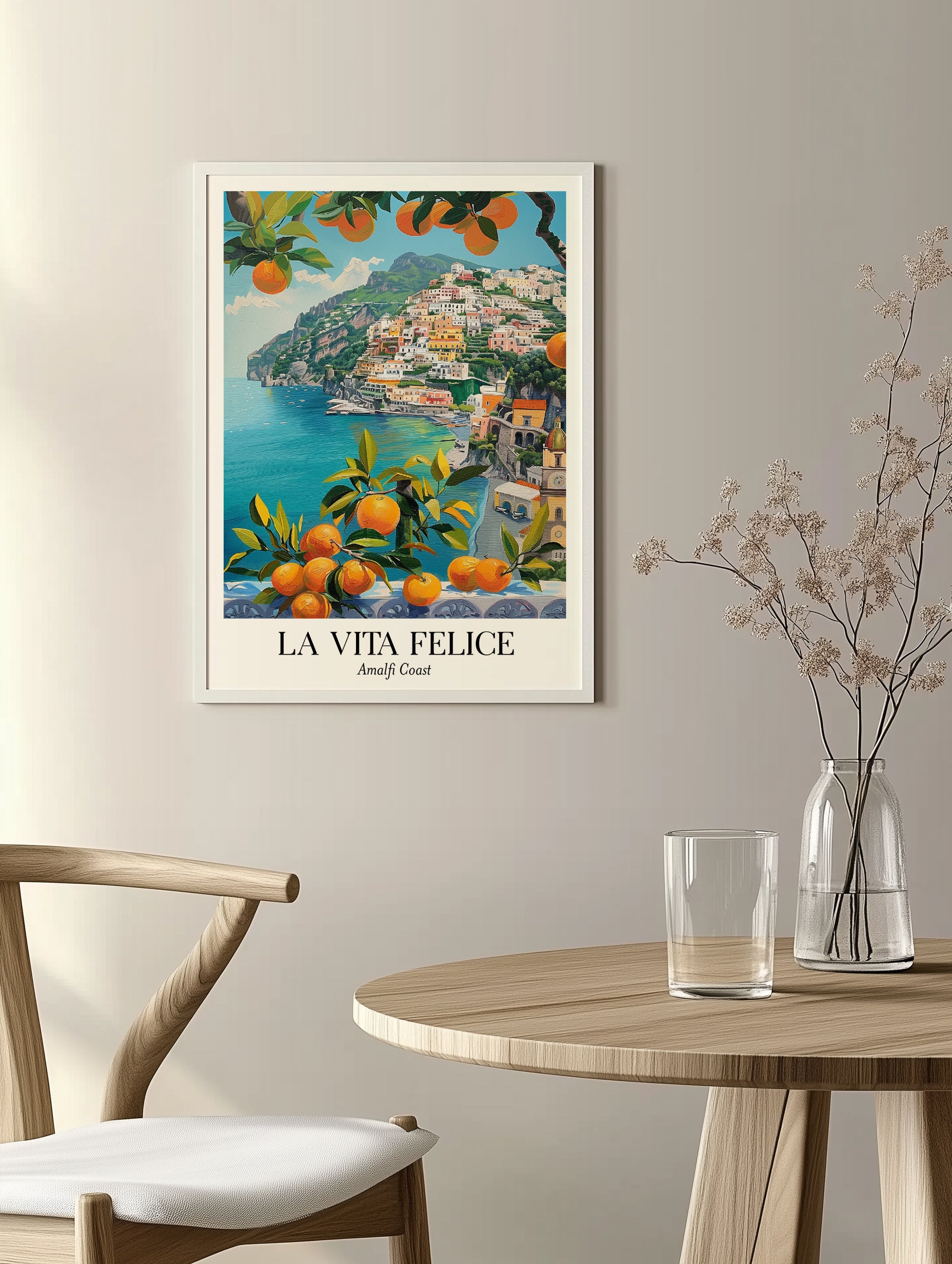 Imprimé d'agrumes et de village animés sur la côte amalfitaine